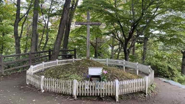 キリストの墓　キリストの里公園　青森県の観光