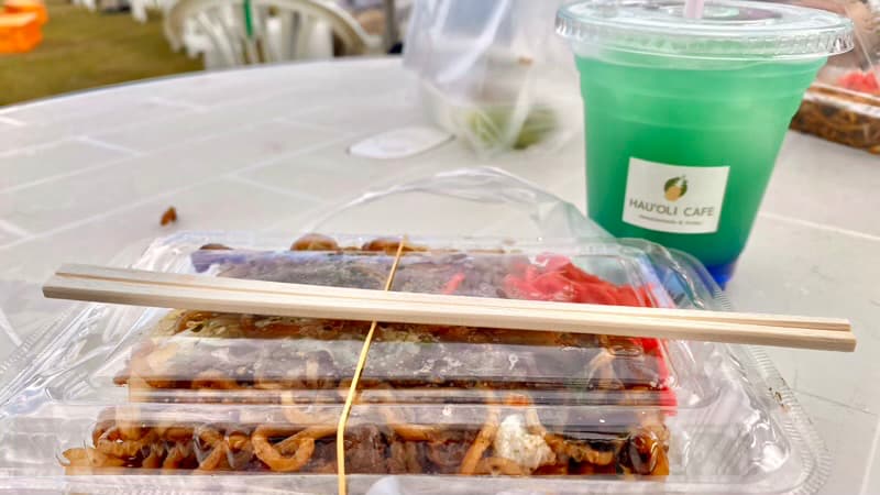 キッチンカーフェス　道の駅おがわら湖　焼きそば　青森県の道の駅