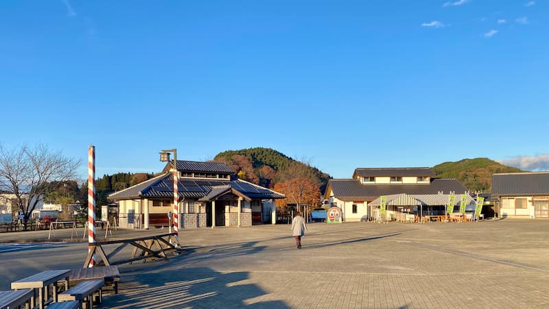 道の駅東山道伊王野 左